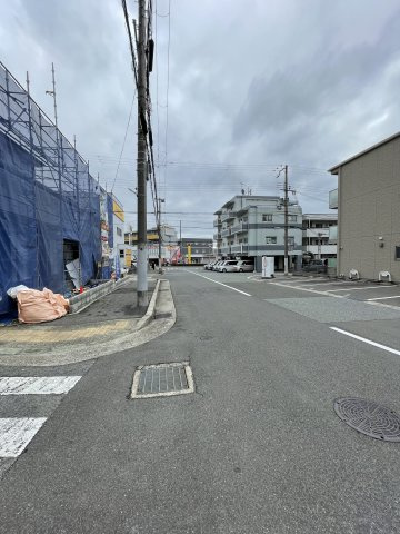 神戸市西区北別府5丁目の前面道路含む現地写真