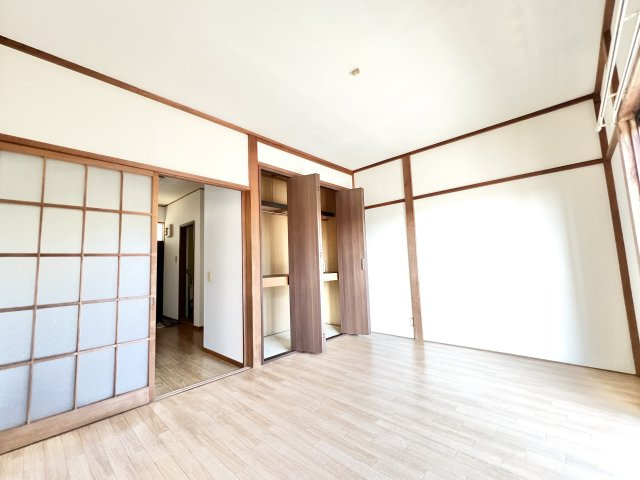 グリーンハウスⅡの居間・リビング