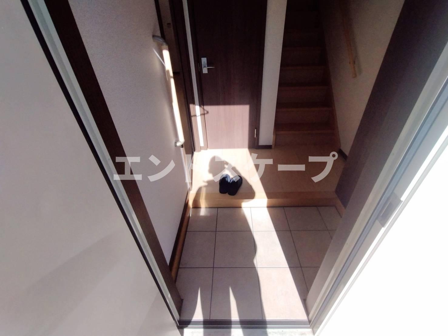 ヴィラアネックスの玄関|高崎、前橋エリアのお部屋探しはエンドスケープまで！お客様の理想お聞かせ下さい♪