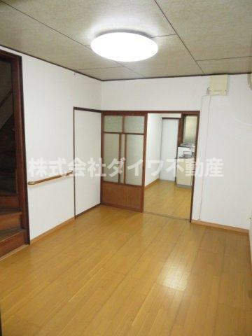 元欠町メゾネットの居間・リビング