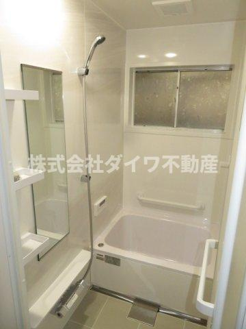 元欠町メゾネットの浴室