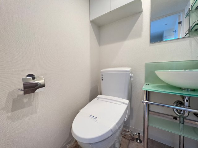 SERENITE堺筋本町SUDのトイレ