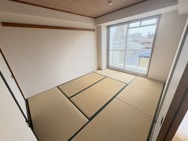 TSハイム市川の居間・リビング