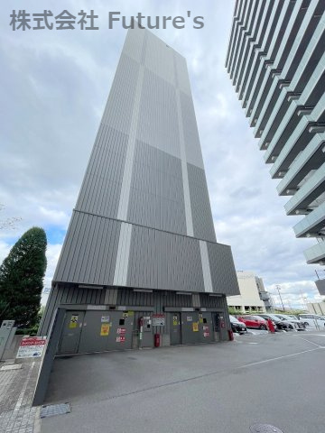 パークホームズＬａＬａ新三郷の駐車場|屋外駐車場あり