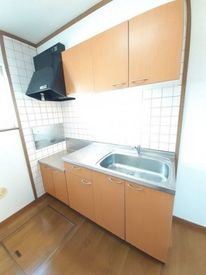 【キッチン】 | エクセルシャトーＢ | コンパクトなキッチンで掃除もラクラク