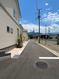 ジョイフルガーデン喜多川PARTⅡ　10号地の前面道路含む現地写真