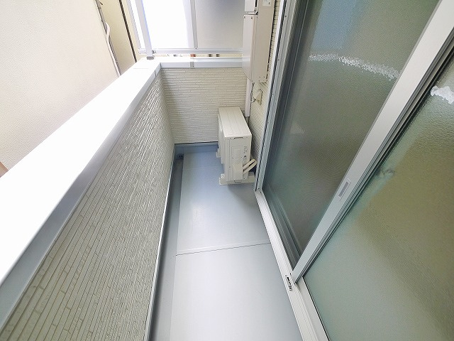 Gradito 富雄駅前　２番館のバルコニー