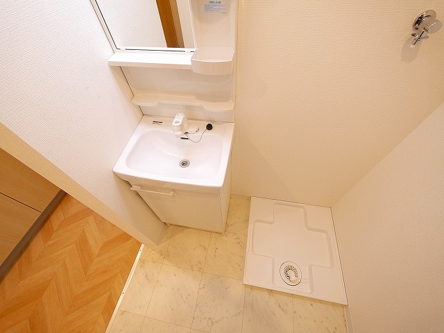 Gradito 富雄駅前　２番館の洗面所