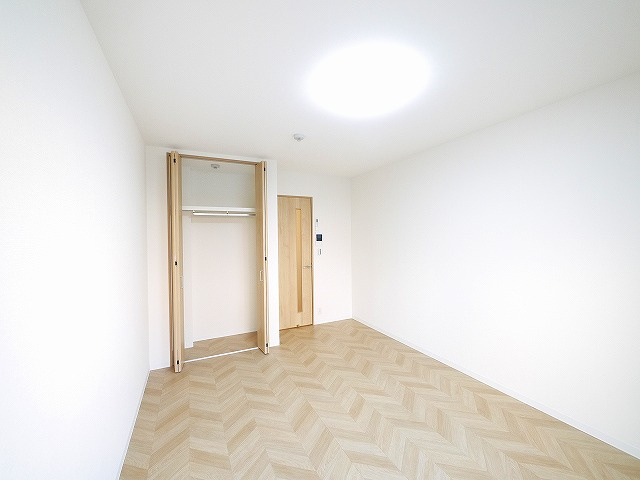 Gradito 富雄駅前　２番館の洋室