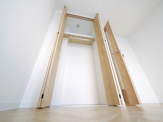 Gradito 富雄駅前　２番館の収納