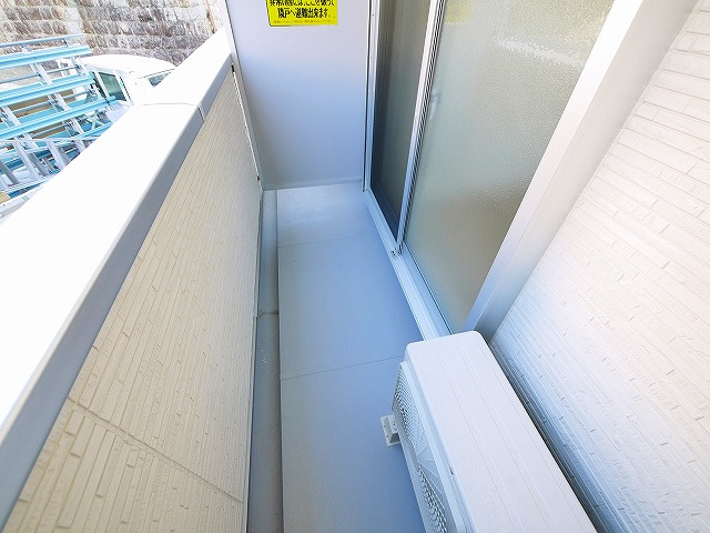 Gradito 富雄駅前　２番館のバルコニー