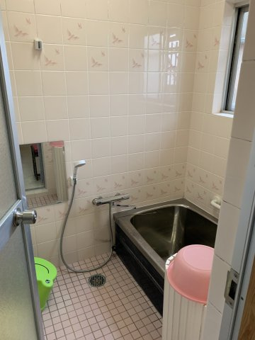 紀の川市馬宿　中古戸建の浴室