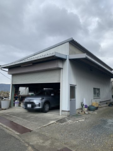 紀の川市馬宿　中古戸建の駐車場