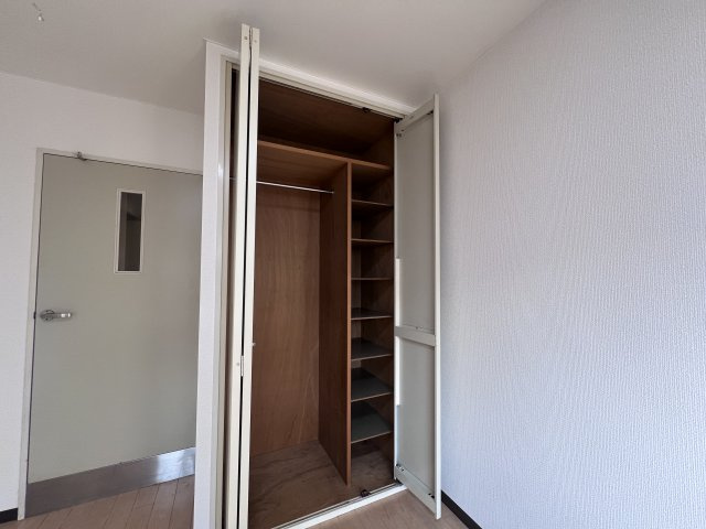 マンション望大明石町の収納