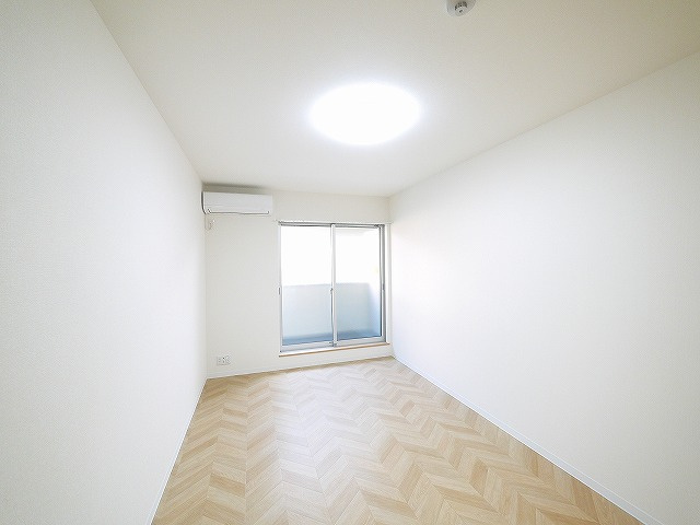 Gradito 富雄駅前　２番館の洋室