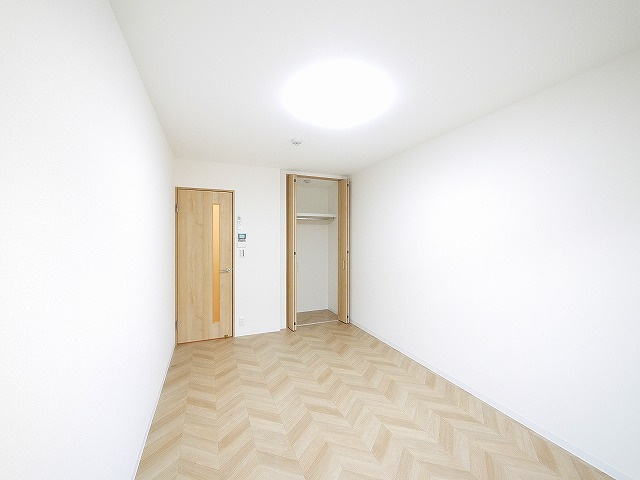 Gradito 富雄駅前　２番館の洋室