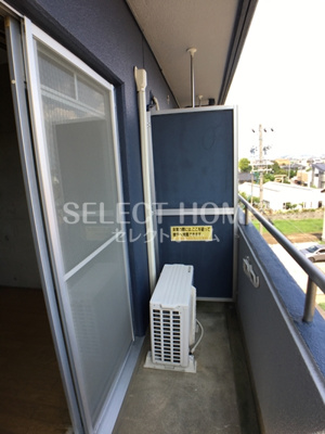 【バルコニー】 | コンフォールまきの | 同型タイプバルコニーがあります