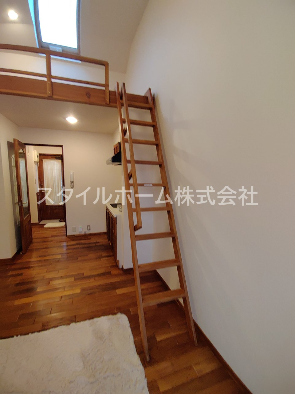 セザンヌ王ヶ崎の内装|別部屋写真です。