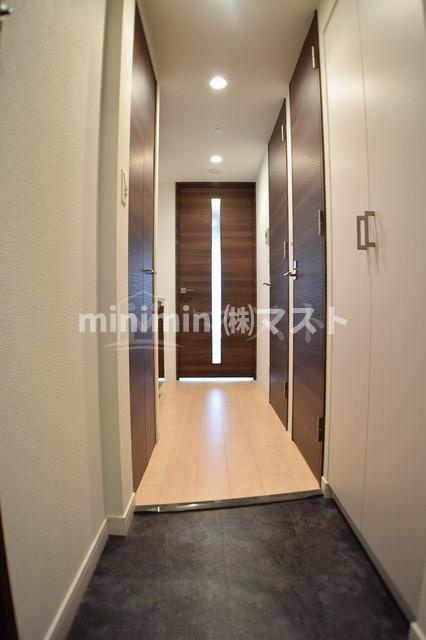 ＬＣ難波ノワールの玄関