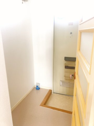 トラッドハウスBの玄関