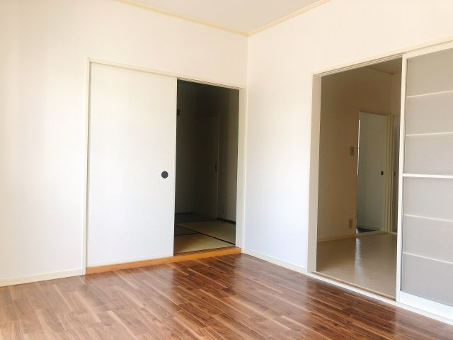 トラッドハウスBの洋室