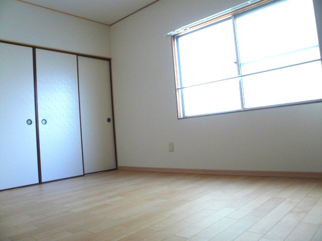 長谷コーポの洋室