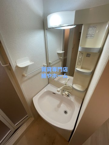 CITY　SPIRE幸町の独立洗面台|朝の支度にも助かる、独立の洗髪洗面化粧台