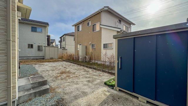 愛島台6丁目戸建ての庭|北側庭とスチール製物置