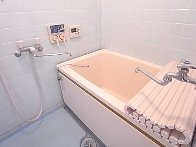 大和スカイハイツの浴室