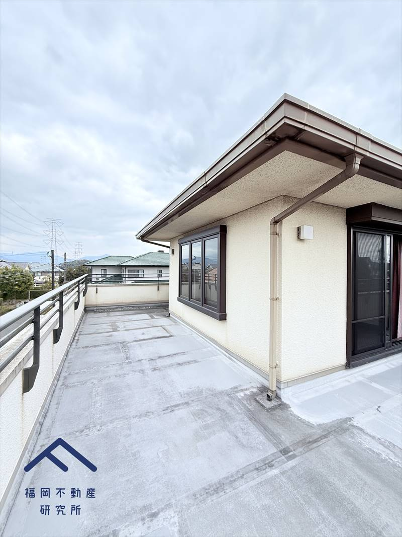 筑紫野市美しが丘南５丁目　戸建てのバルコニー