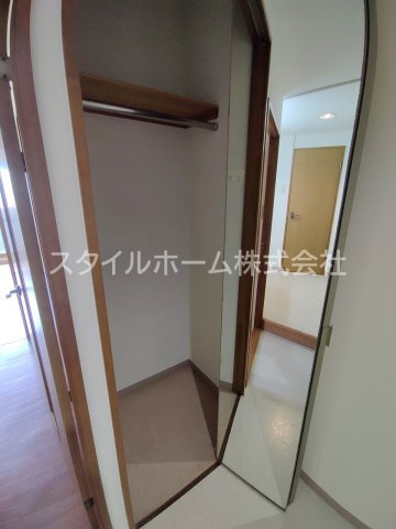 エクシード松山の玄関