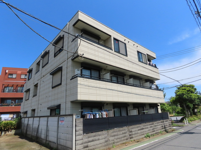 メゾンソレイユの外観