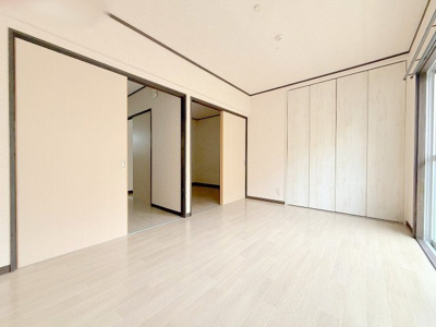 【居間・リビング】 | 高岡マンション