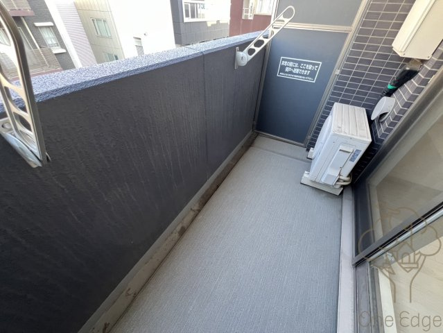 プレサンス天満橋チエロのバルコニー