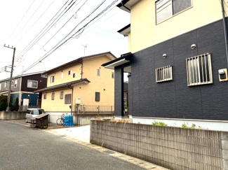 【前面道路含む現地写真】