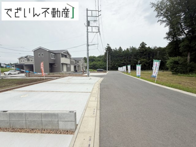 【前面道路含む現地写真】 | いろどりアイタウン熊谷市塩　新築住宅 | ≪9号棟≫
現地(2025年6月撮影)