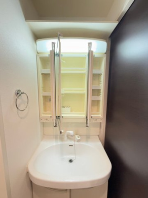 【洗面所】 | ラピスラズリ