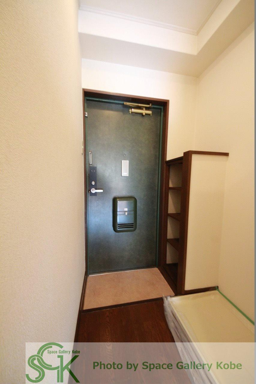 ユニックス神戸西の玄関|※お部屋により仕様が異なる場合があります。
