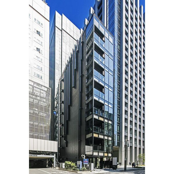 HP-SQUARE YAESU(エイチピースクエアヤエス)の外観