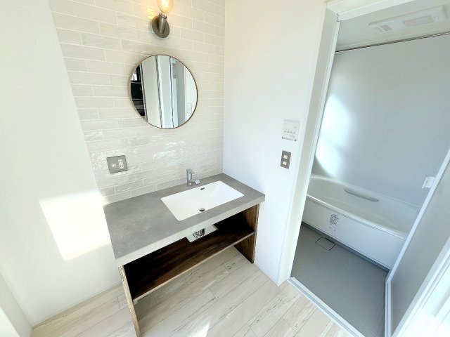 あきる野市小川東2　中古戸建の洗面所