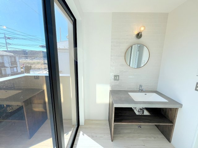 あきる野市小川東2　中古戸建の洗面所