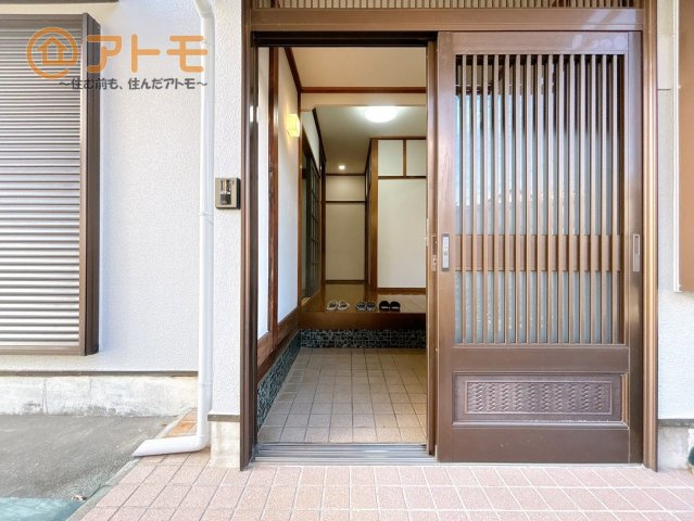 【玄関】 | 富士市天間　中古戸建て　全1棟
