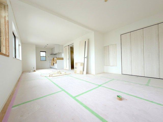 昭島市拝島町5　中古戸建の居間・リビング