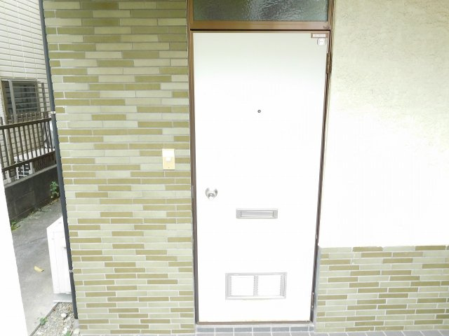 長谷川ハウスのエントランス