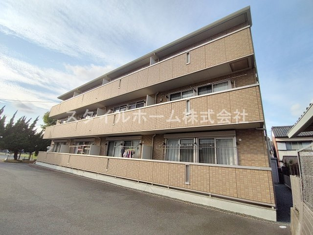 パークサイド前田の外観|落ち着いた雰囲気の外観です