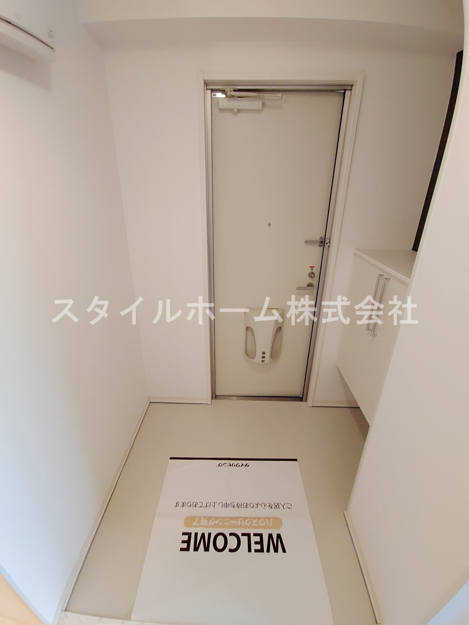 パークサイド前田の玄関|別部屋写真です。