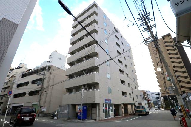 嵜本レジデンス福島の外観