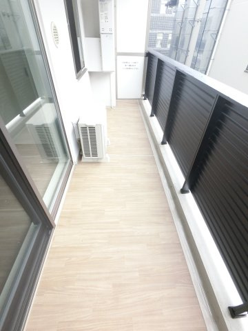 パークアクシス市川のバルコニー