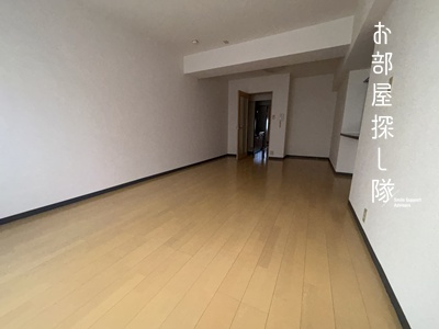 エトランゼ12の居間・リビング