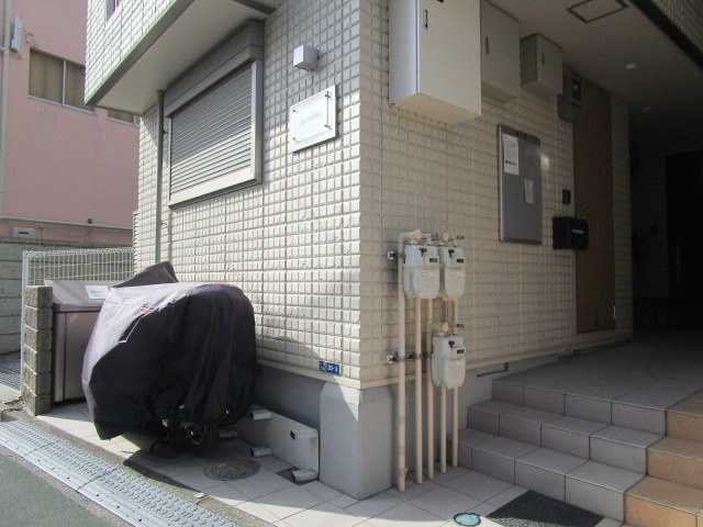 ラ　コリーナのエントランス|★エントランス★